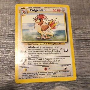 Pidgeotto Pokémon Card